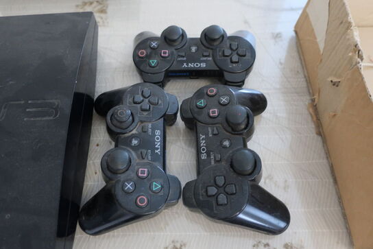 PlayStation 3 SONY inkl. 3 stk. controllere