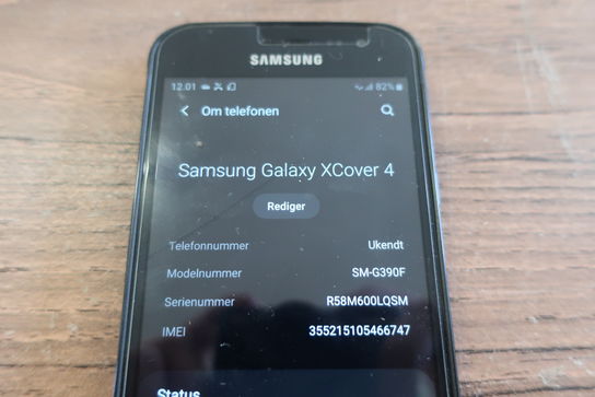 Smartphone SAMSUNG Galaxy Xcover 4 (SM-G390F)