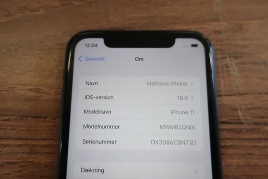 APPLE iPhone 11 128GB Black (MWM02QN/A)