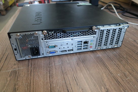 Stationær computer LENOVO ThinkCentre M900