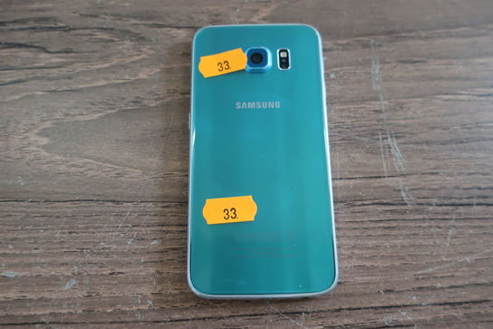 Smartphone SAMSUNG Galaxy S6 (SM-G920F)