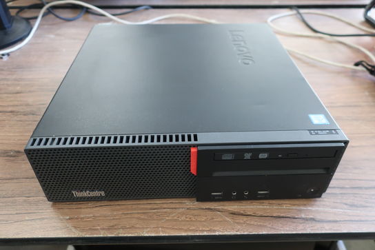 Stationær computer LENOVO ThinkCentre M900