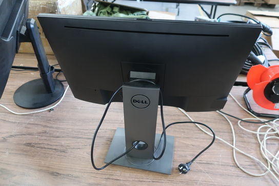 Monitor DELL 24" P2418HZm