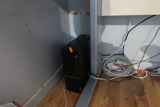 Computerskærm SAMSUNG S24E650, tastatur, mus, computer LENOVO