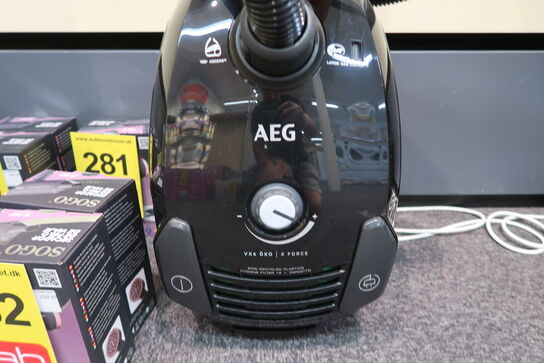 AEG Støvsuger, VX6