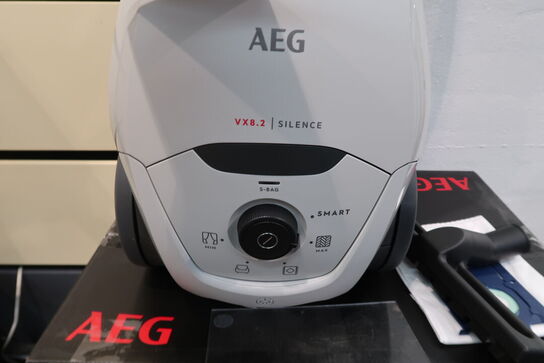 AEG Støvsuger, VX8.2