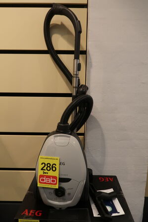 AEG Støvsuger, VX8.2