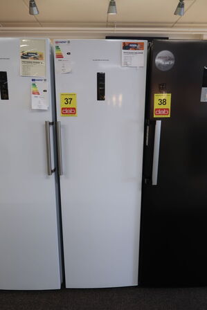 SCANDOMESTIC SKS 452 W – FRITSTÅENDE KØLESKAB