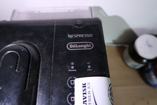 Kaffemaskine NESPRESSO DeLonghi