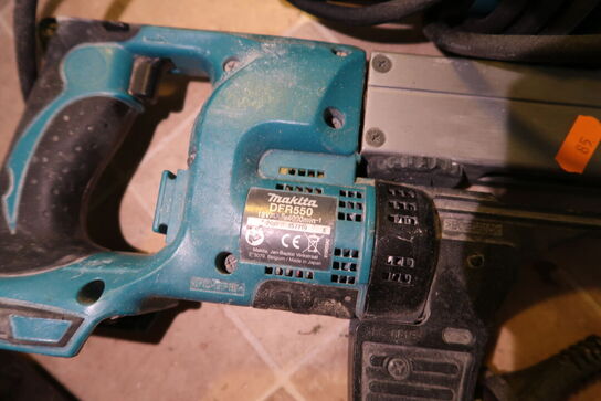 Gipsskruemaskine MAKITA DFR550, pladenipler MAKITA JS1601