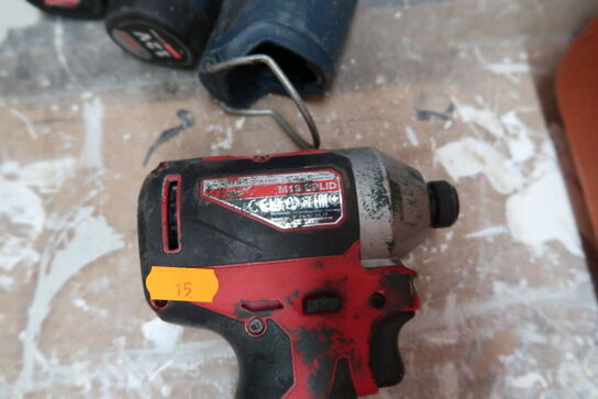 Akku skruemaskine MILWAUKEE M18 CBLID med batteri