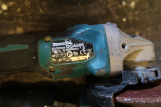2 stk. akku håndværktøj MAKITA DGA506 med 2 stk. batterier