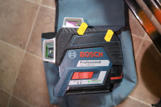 Linjelaser BOSCH GLL 3-80 CG med stativ