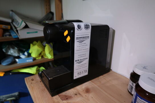 Kaffemaskine NESPRESSO DeLonghi