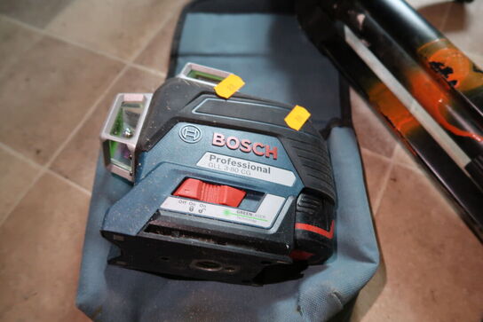 Linjelaser BOSCH GLL 3-80 CG med stativ