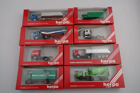 8 stk. modellastbiler HERPA 806037, 140591, 862001 m.fl.