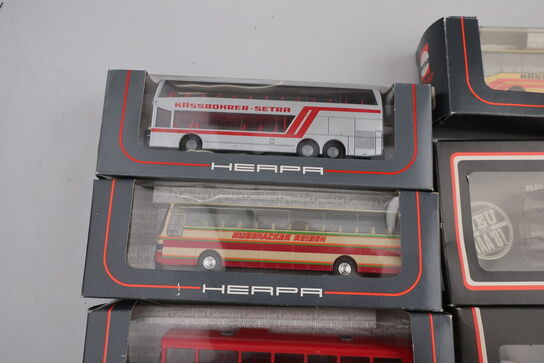 8 stk. modelbusser HERPA 831487, 846003, 811098, 830473 m.fl.