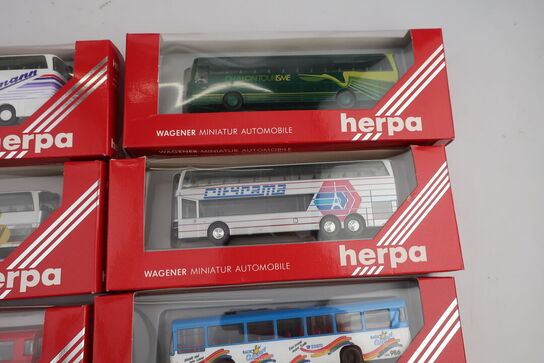 10 stk. modelbusser HERPA 833465, 830005, 831487, 846004 m.fl.