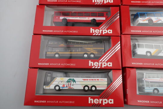 10 stk. modelbusser HERPA 833465, 830005, 831487, 846004 m.fl.