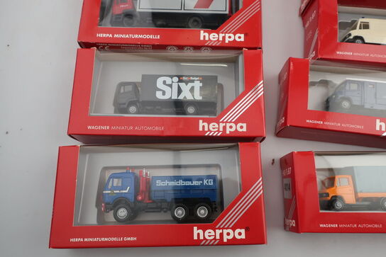 12 stk. modellastbiler/biler HERPA 811545, 811393, 849005, 4014 m.fl.