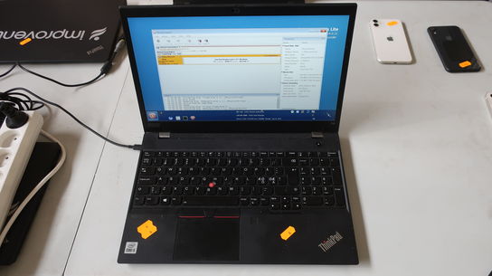 Bærbar computer LENOVO ThinkPad T15