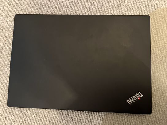 Bærbar computer LENOVO T490s