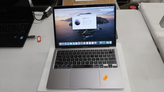 Bærbar computer APPLE MacBook Air 13" 2020