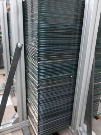 Lot approx. 500 pcs. 6 mm (glued) double mirror 398x781 mm