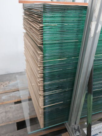 Lot approx. 300 pcs. 6 mm (glued) double mirror 398x781 mm