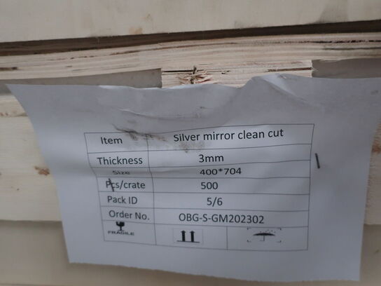 Lot 3 mm mirror glass (uncut) 400x704mm 3.5 ks. Ã¡ 500 pcs.