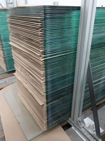 Lot approx. 300 pcs. 6 mm (glued) double mirror 398x781 mm