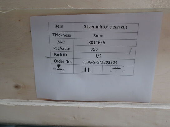 Lot 3 mm mirror glass (uncut) 301x706mm 4 ks. Ã¡ 500 pcs.