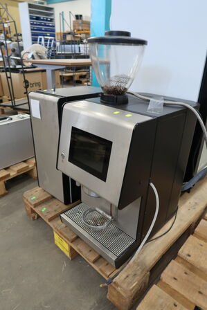 Espresso machine with milk cooler JDE Barista One