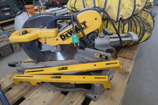 Miter saw DEWALT DW718