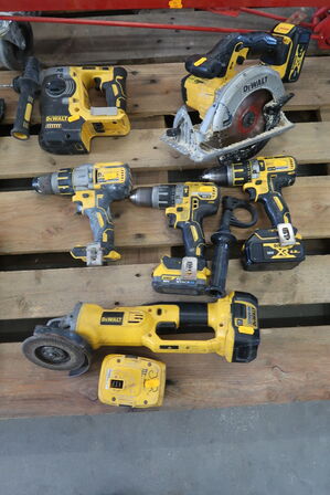 6 pcs. Cordless tools DEWALT