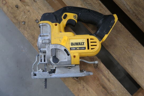 2 pieces Cordless tools DEWALT