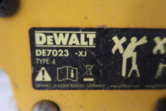 Workstation DEWALT DE7023