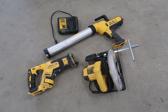 Power tools DEWALT