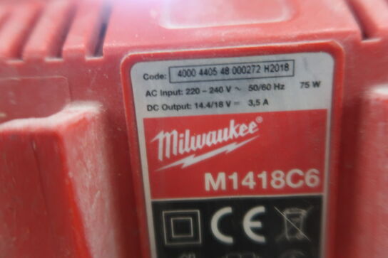 Battery charger and work lamp MILWAUKEE