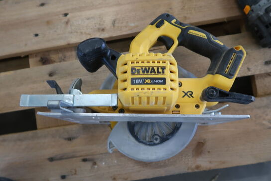 Cordless circular saw DEWALT