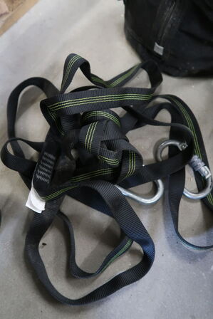 2 pieces Safety harnesses VERTICAL