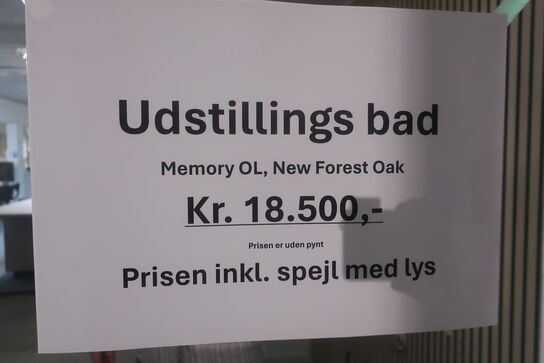 Badmiljø MEMORY OL inkl. spejl New Forrest Oak