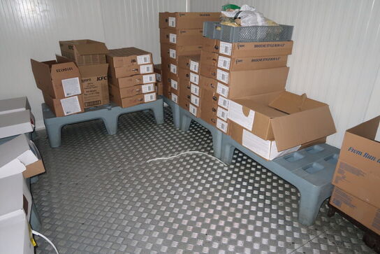 3 stk. plastikpaller uden indhold
