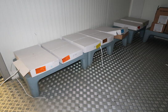 3 stk. plastikpaller uden indhold