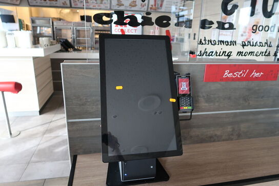 	All-in-one touch computer ELO ESY22i5 med bonprinter samt dankortterminal