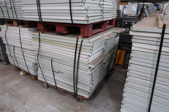 3 stk. paller med hylder til lagerreoler
