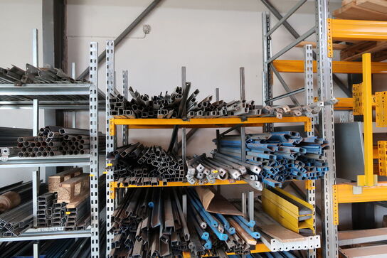 3 stk. lagerreoler uden indhold