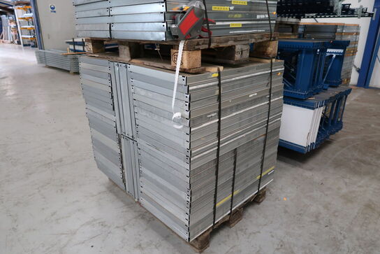 3 stk. paller med hylder til lagerreoler