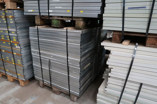 4 stk. paller med hylder til lagerreoler