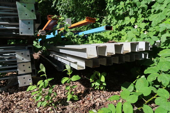 Palle med div. varelager